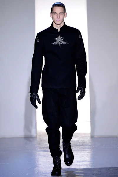 Look 1